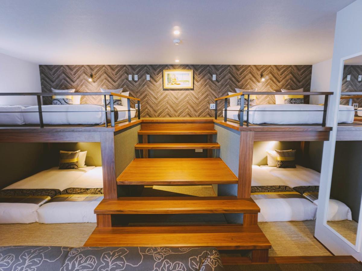 Grand Base Hakata Bay Apart otel Fukuoka  Dış mekan fotoğraf